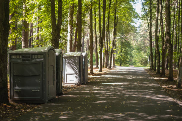 Porta potty delivery and setup in Shenandoah, IA